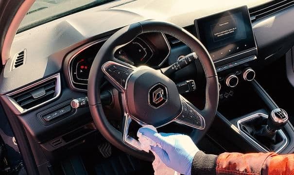 renault-prenajom-auta