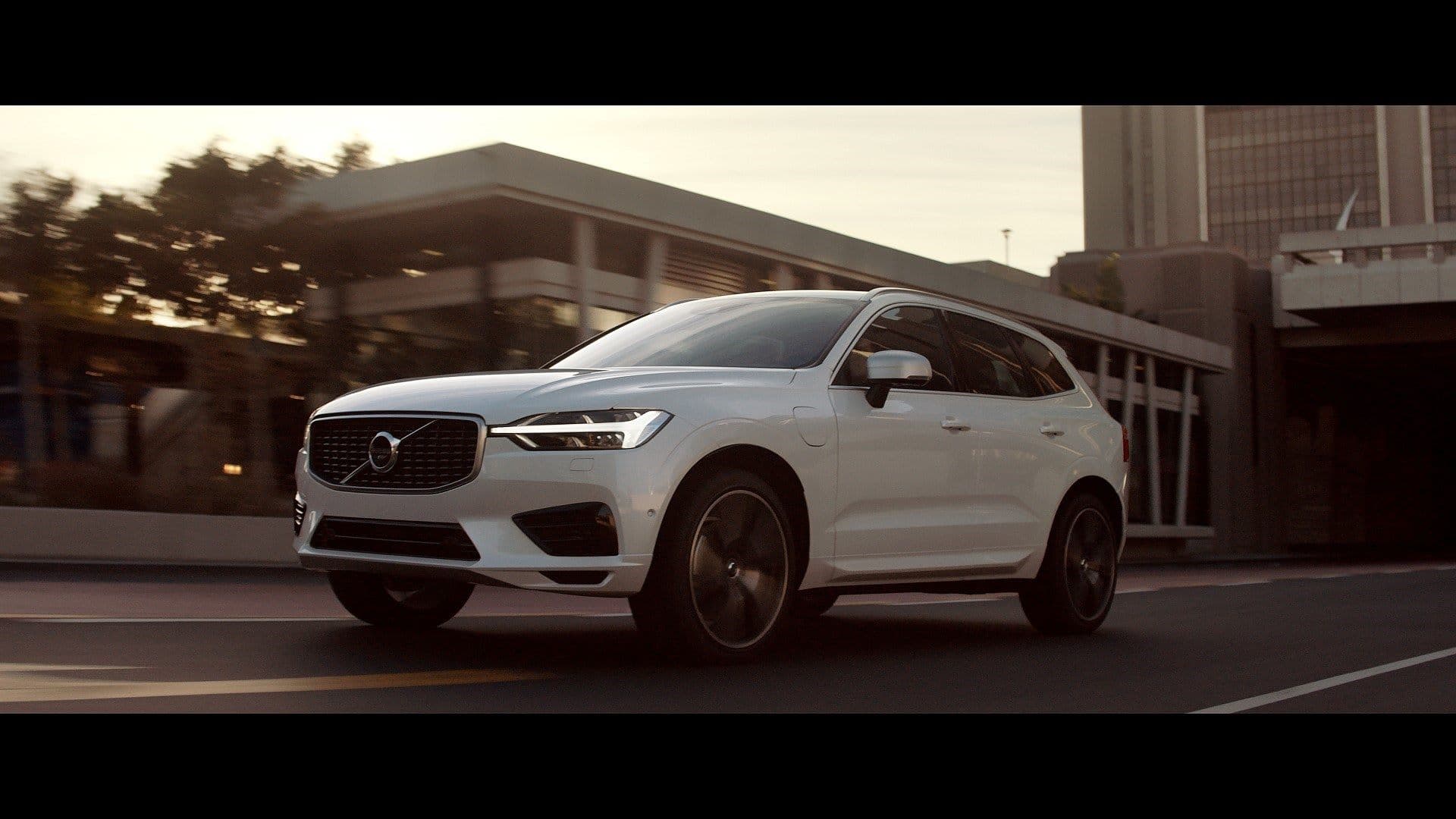 Volvo XC60 na prenájom - Požičovňa áut AVIS.