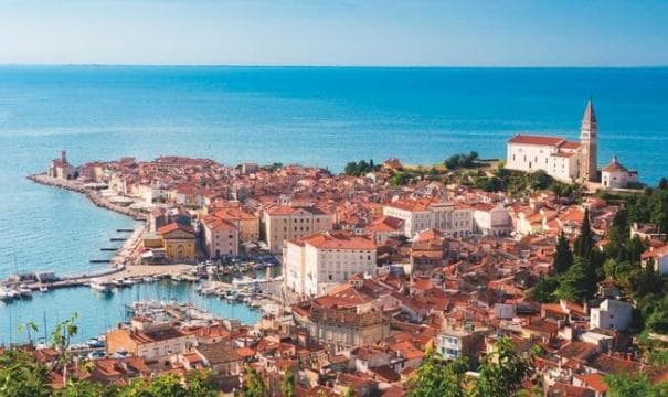 K moru autom z Bratislavy - Letné trasy s AVIS.