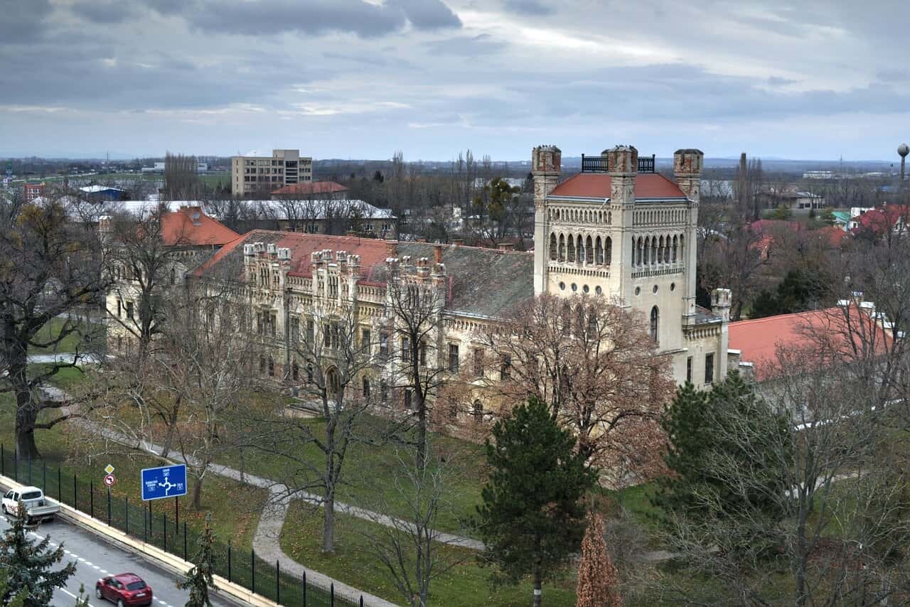 autopozicovna-avis-v-galante