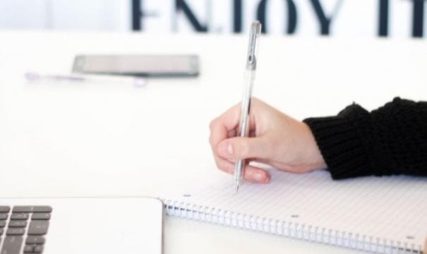 Prenájom auta s AVIS.